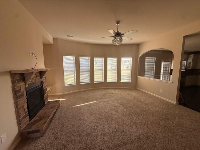 Building Photo - 1013 Autumn Dr