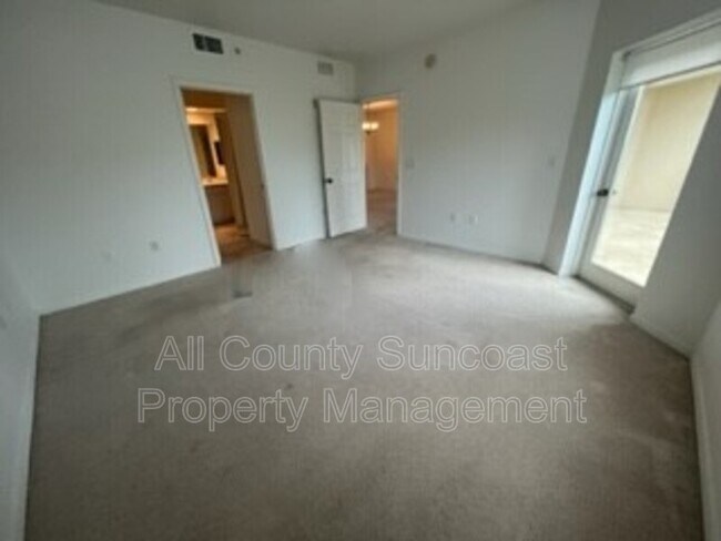 Building Photo - 960 Starkey Rd