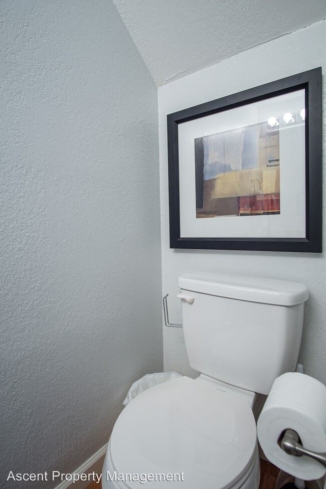 Building Photo - 7930 Mission Center Ct