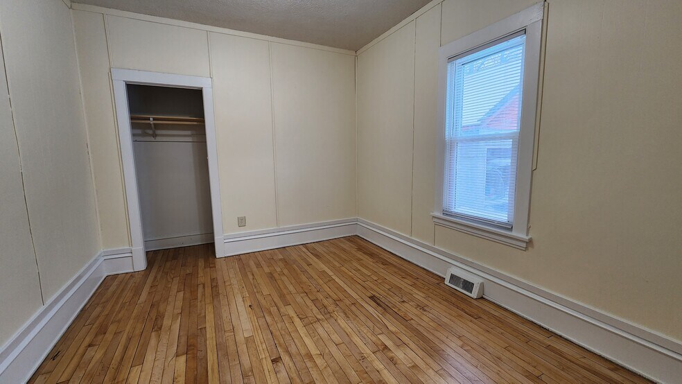 Bedroom 1 - 415 23rd Ave N