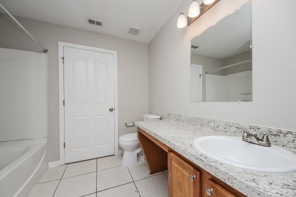 Building Photo - 4550 Ross Lanier Ln