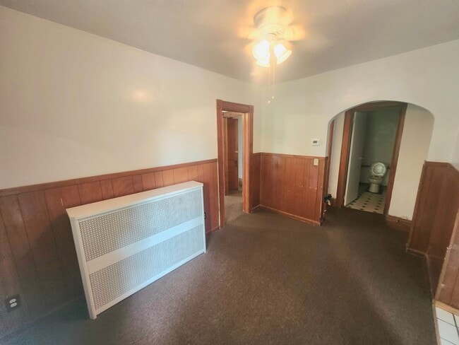 Building Photo - 52 Lorimer St