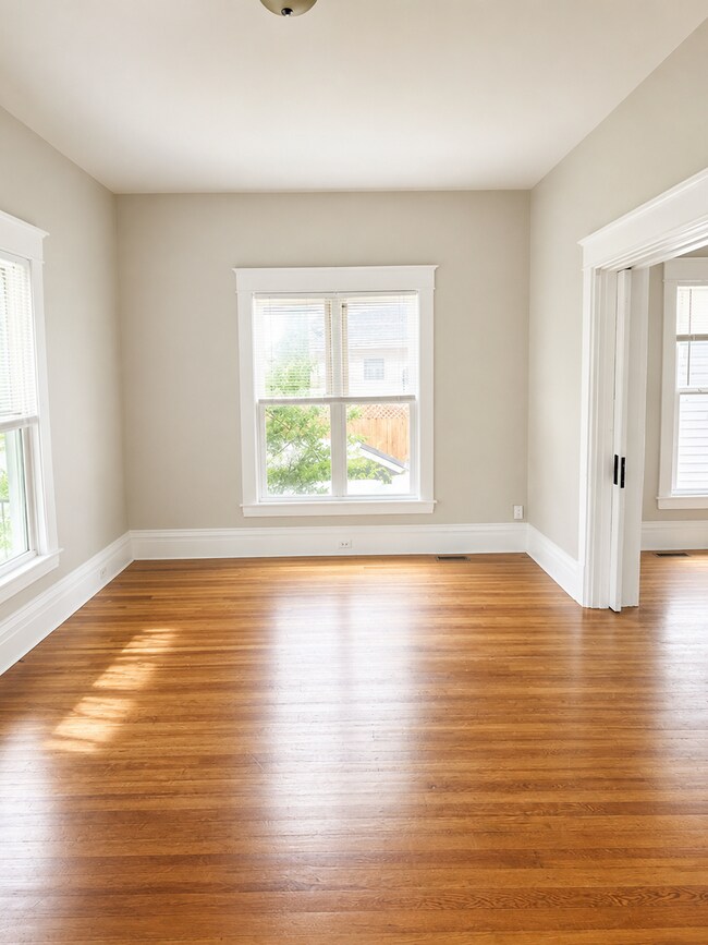 Building Photo - COMING SOON! Nice House in Richmond, KY! Full Basement, Garage, HW Floors, Pets Ok!
