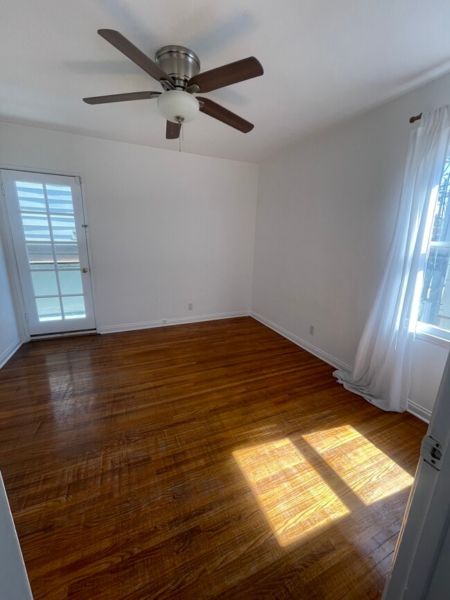 Unit E - 830 20th St