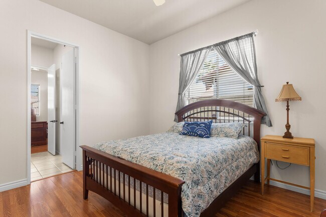 Building Photo - 74629 Lavender Way