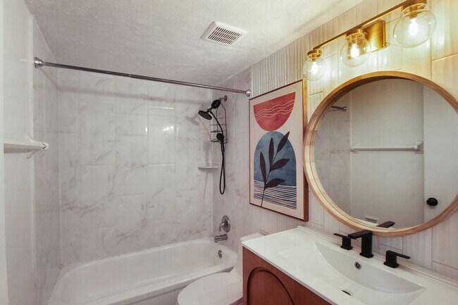 Building Photo - 115 Tomoka Trail