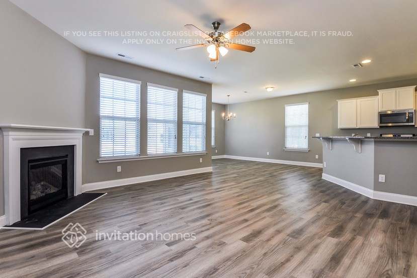 Building Photo - 41 Needham Ln