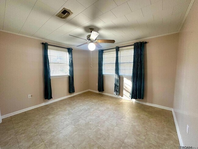 Building Photo - 43063 Black Bayou Rd