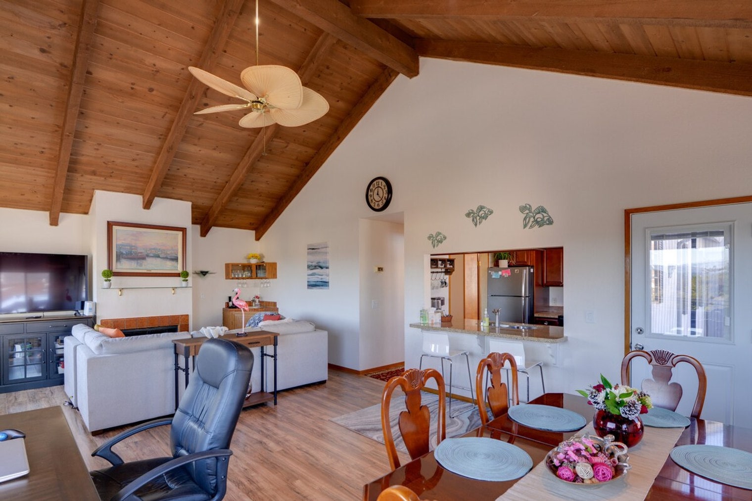 Building Photo - 434 Larkin St