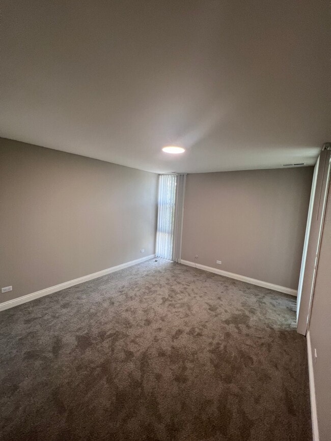 Building Photo - 5550 Abbey Dr