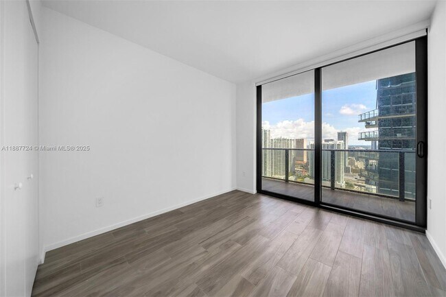 Building Photo - 801 S Miami Ave