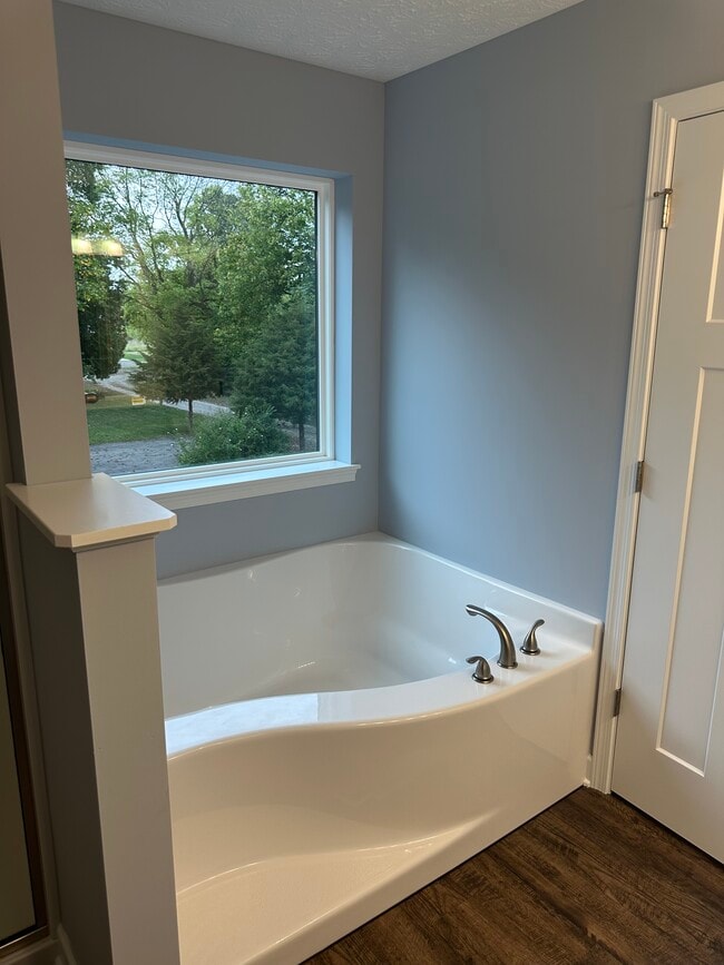 Building Photo - 4061 Main St