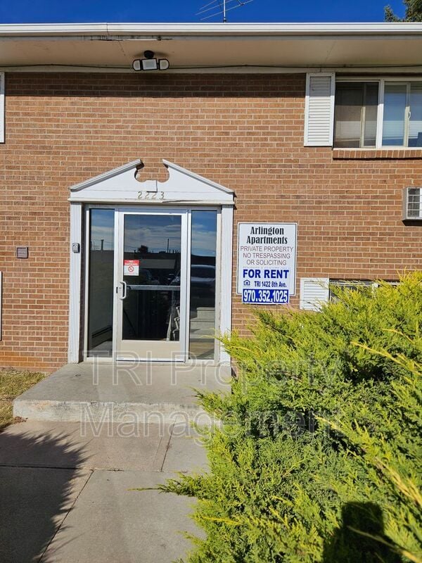 Building Photo - 2219 8th Ave