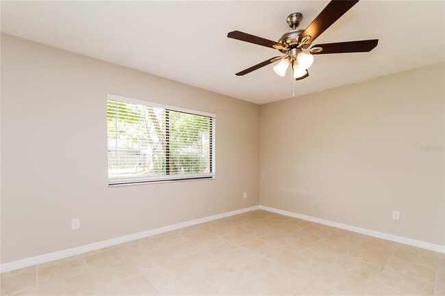 Building Photo - 900 Brennam Pl