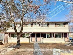 Building Photo - 937 N 32nd St