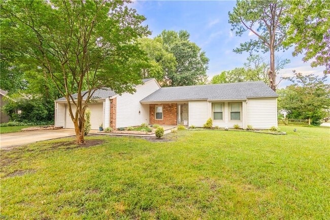 Primary Photo - 1545 Lakeport Ct