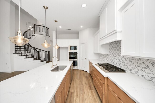 Building Photo - 7410 Blue Finch Ln