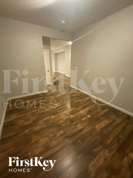 Building Photo - 10712 Silver Pyramid Ct