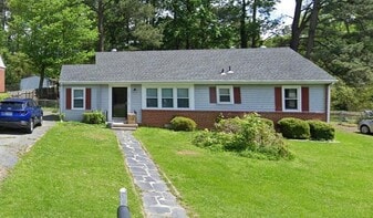 Building Photo - 1207 Blue Jay Ln