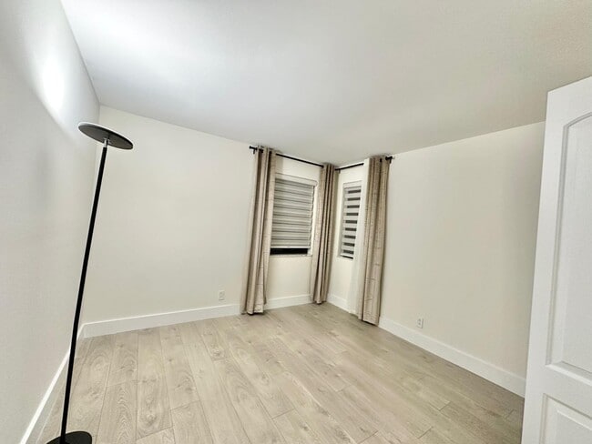 Building Photo - 3000 Norwood Pl