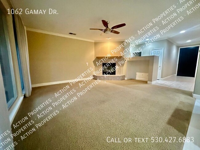 Building Photo - Luxury 3 Bedroom | Serrano Guard Gated Com...