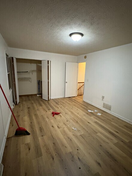 Building Photo - 304 S Keeneland Dr