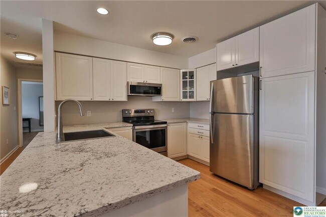 Building Photo - 4767 Cheryl Dr