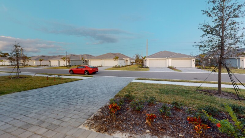 Building Photo - 8318 Waterscape Rd