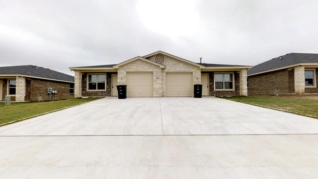 Primary Photo - ALL TILE LUXURY DUPLEX IN KILLEEN CLOSE TO FORT HOOD ONLY $1395!!!!