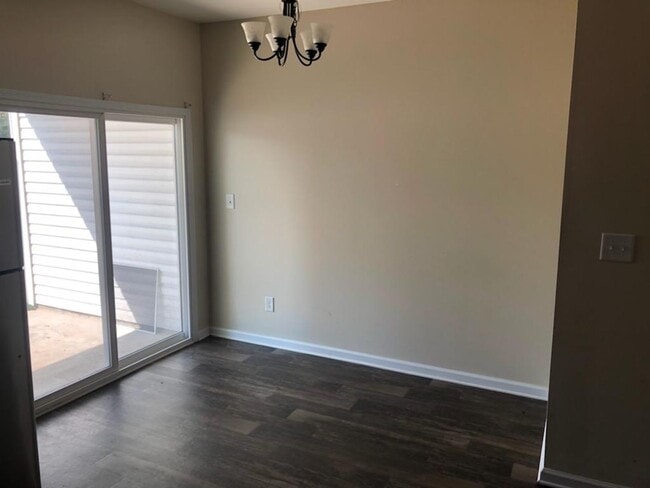 Building Photo - 2 bedroom, 2.5 bath townhouse in Sneads Ferry Justice Farm Townhome community