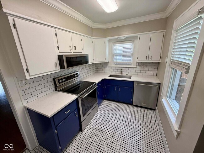 Building Photo - 1132 Shannon Ave