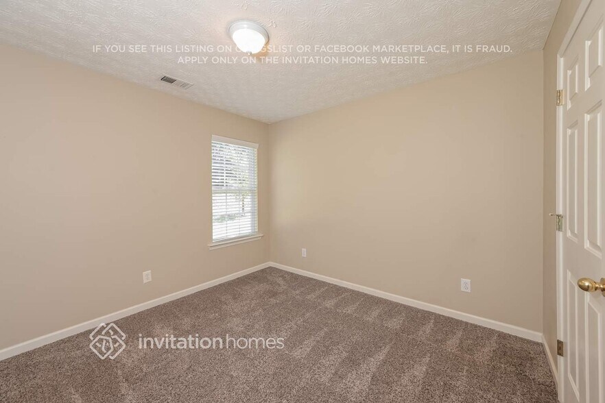 Building Photo - 950 Tigers Way