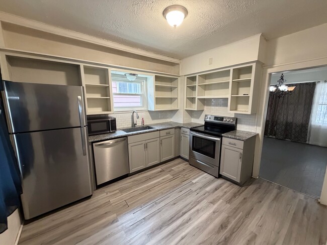 Building Photo - 1859 Goleta Ave