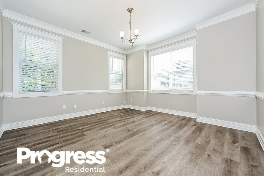 Building Photo - 120 Memory Ln