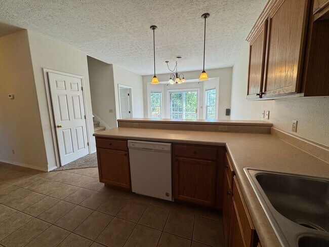 Building Photo - 318 Carmel Valley Way