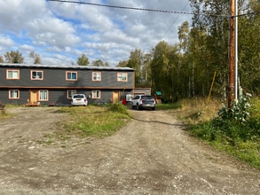 Building Photo - 711 E Mountain Ash Loop