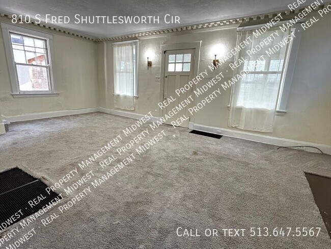 Building Photo - 810 S Fred Shuttlesworth Cir