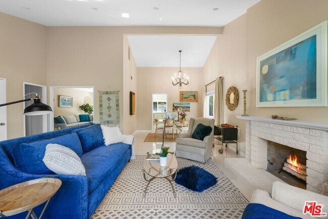 Building Photo - 3194 Rossini Pl