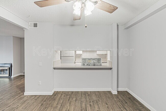 Building Photo - 12133 N Melody Dr