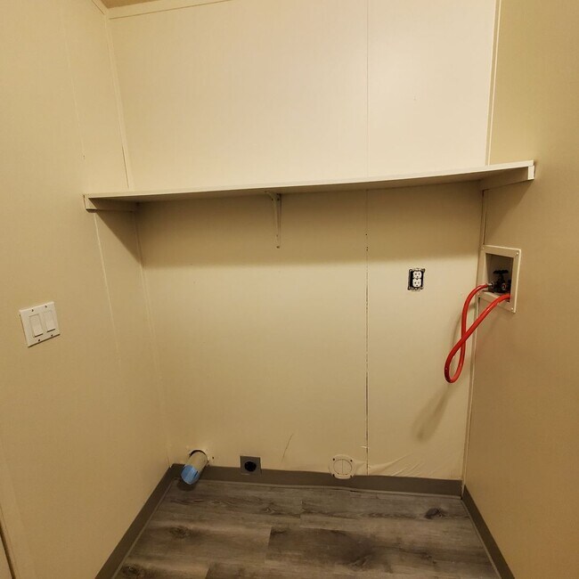 Building Photo - 31811 Begonia Ln