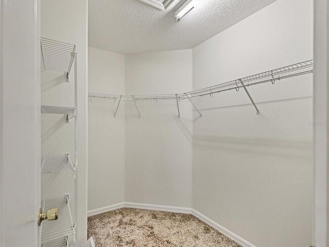 Building Photo - 6258 Blue Runner Ct