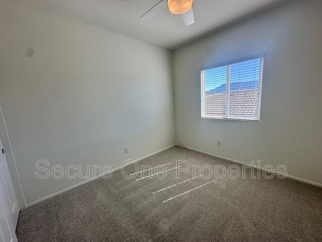 Building Photo - 82 Via Katrina