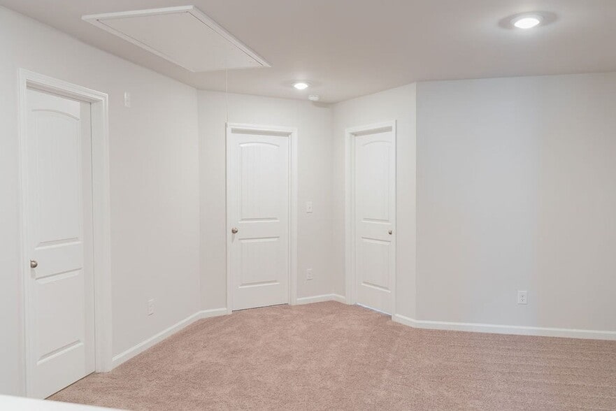 Building Photo - 3180 Alana Ct