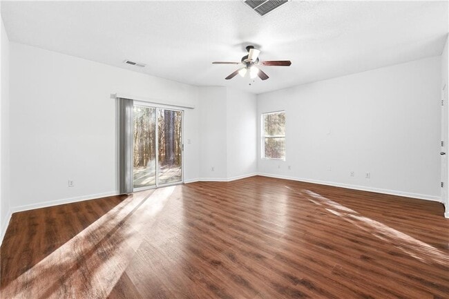 Building Photo - 2330 Bigwood Trail