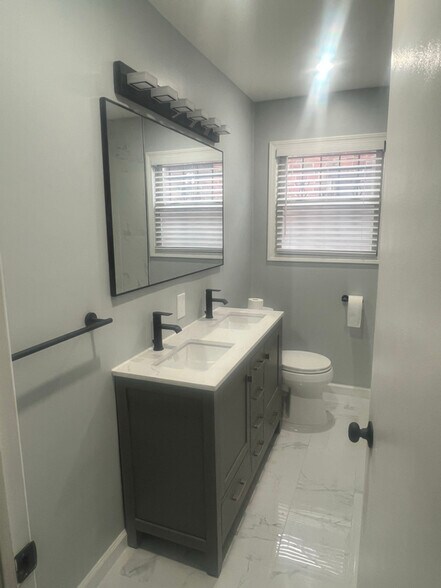 Building Photo - 8075 Freda St