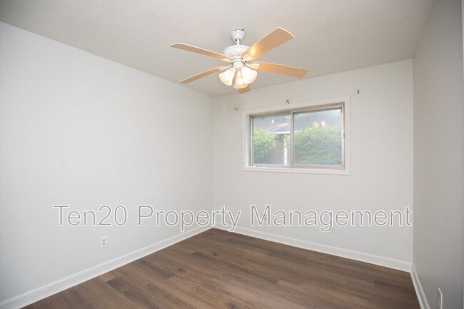 Building Photo - 4034 Savannah Dr