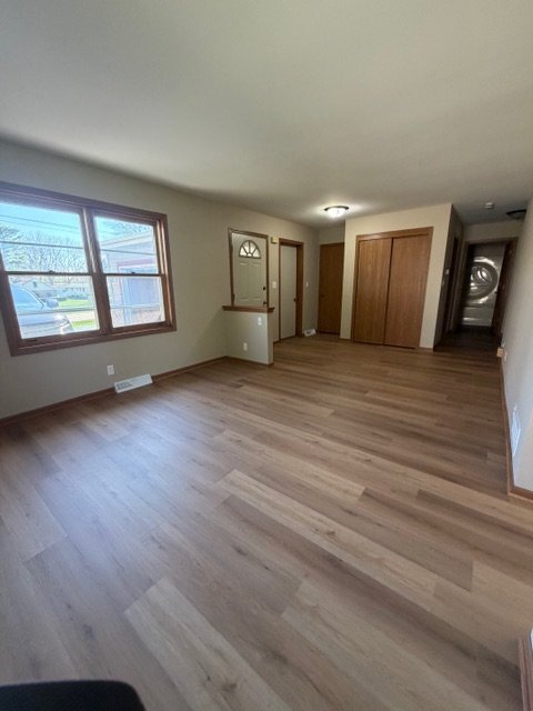 Building Photo - 11450 W Edgerton Ave