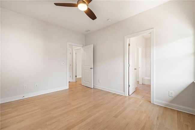 Building Photo - 2350 Melina Pl