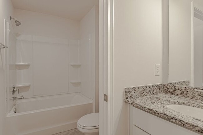 Building Photo - Townhome in Popular Sudduth Farms in Greer...