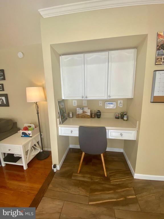 Building Photo - 64 Tavern Rd